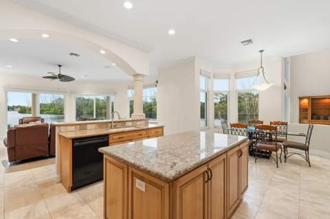 18499 SE Palm Island Lane, Jupiter FL - photo 18 of 59