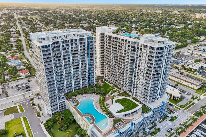 2 bedroom Condominium at 220 Lake Shore Drive #1913, Nautilus 220 Condo, West Palm Beach — photo 2