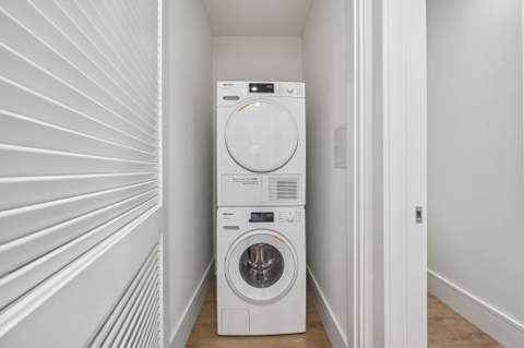 220 Lake Shore Drive #1913, West Palm Beach FL - photo 16 of 41