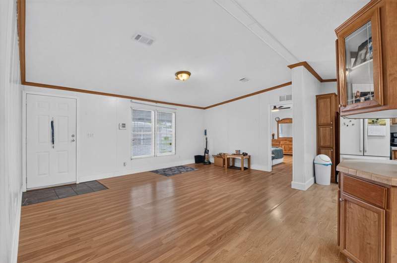 3 bedroom Manufactured Home at 12375 S Military Trail #33, Colonial Estates Inc Mobile Home Park, Boynton Beach — photo 3