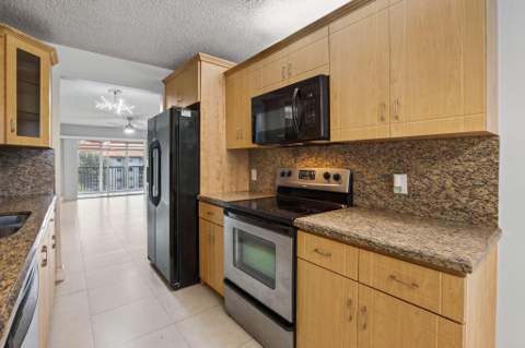 1251 SW 125th Avenue #412T, Pembroke Pines FL - photo 6 of 46