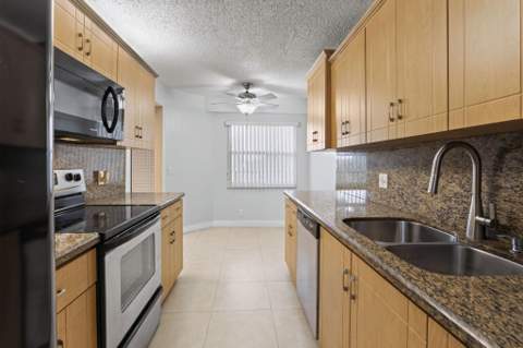 1251 SW 125th Avenue #412T, Pembroke Pines FL - photo 8 of 46