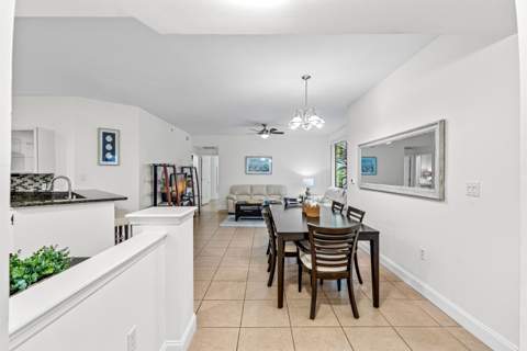 225 NE 1st Street #214, Delray Beach FL - photo 7 of 27