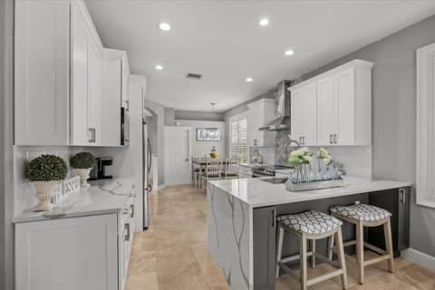 3655 NW Deer Oak Drive, Jensen Beach FL - photo 12 of 47