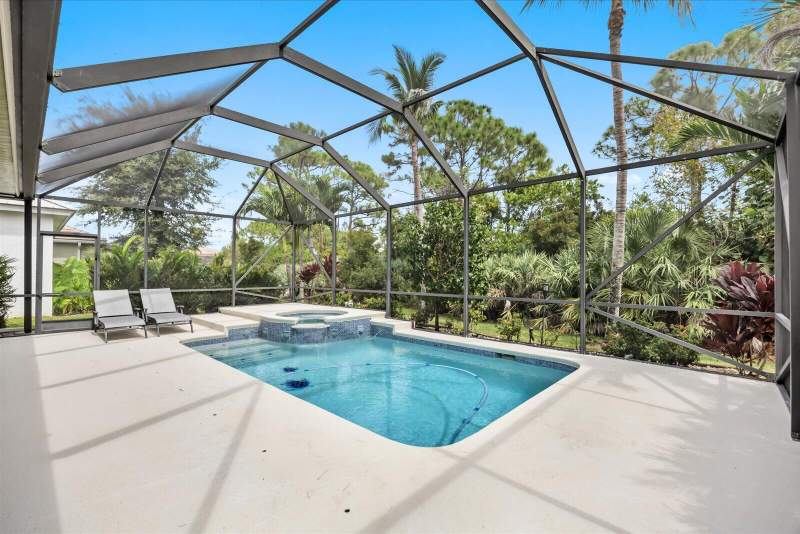 4 bedroom Single Family Residence at 3655 NW Deer Oak Drive, Jensen Beach Golf And Country Club, Jensen Beach — photo 3