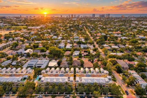 536 NE 7th Avenue #Unit 2, Fort Lauderdale FL - photo 9 of 41