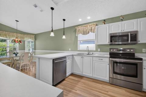 14512 Aguila Avenue, Fort Pierce FL - photo 10 of 30