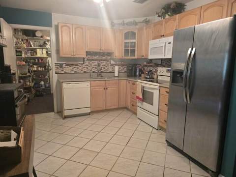 4758 Clinton Boulevard, Kenwood Estates FL - photo 15 of 28