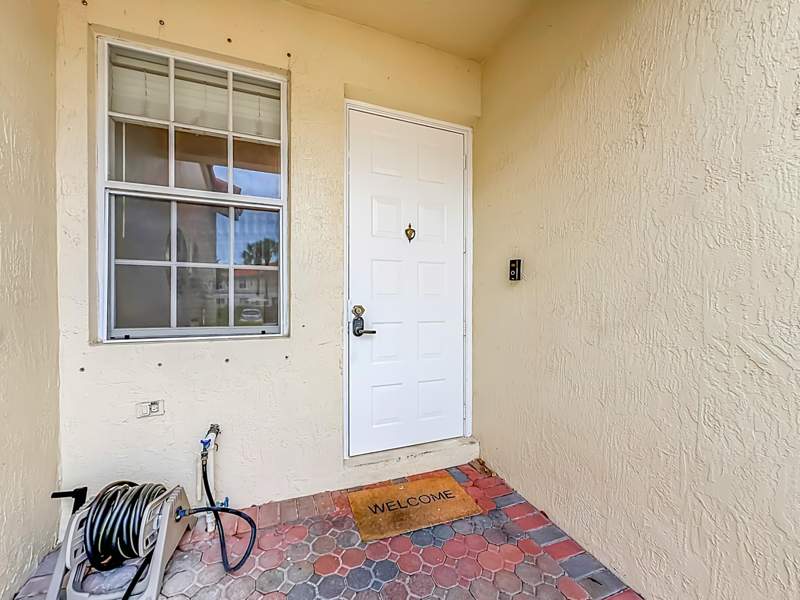 3 bedroom Townhouse at 11734 NW 47th Drive, Wyndham Lakes East, Coral Springs — photo 4