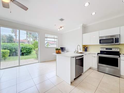 11734 NW 47th Drive, Coral Springs FL - photo 16 of 77