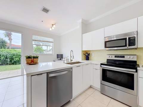 11734 NW 47th Drive, Coral Springs FL - photo 18 of 77