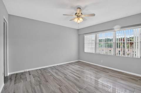204 Dorset, Boca Raton FL - photo 12 of 38