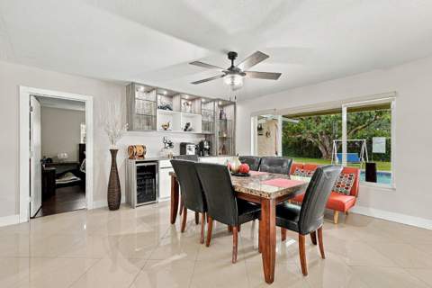 9041 NW 27th Place, Coral Springs FL - photo 14 of 61