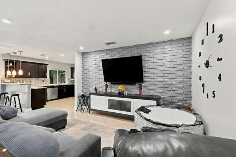 9041 NW 27th Place, Coral Springs FL - photo 16 of 61