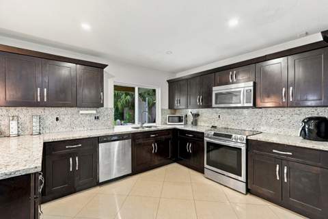 9041 NW 27th Place, Coral Springs FL - photo 20 of 61