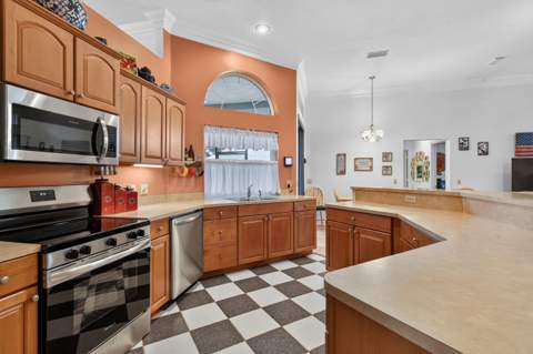6508 Kings Highway, Fort Pierce FL - photo 20 of 50