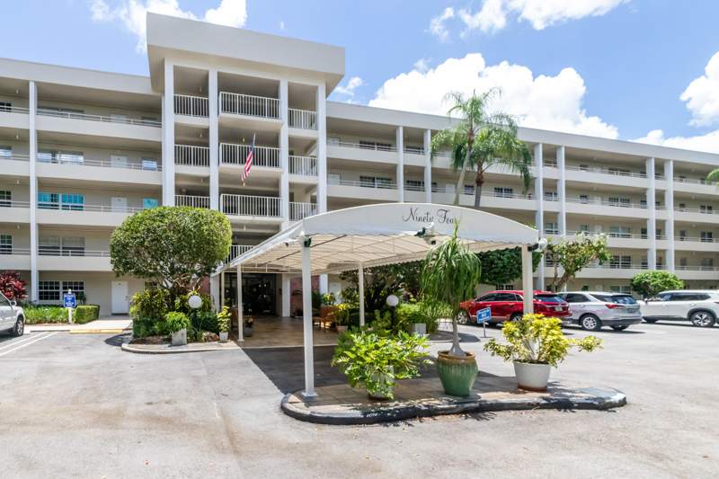 2 bedroom Condominium at 808 Cypress Boulevard #106, No 94 Palm-Aire Country Club, Pompano Beach — photo 2