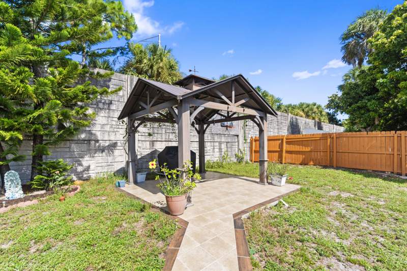 3 bedroom Single Family Residence at 9978 Moss Pond Drive, Weitzer Sub Pl1, Boca Raton — photo 5