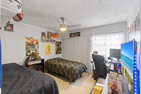 9978 Moss Pond Drive, Boca Raton FL - photo 10 of 24
