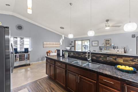 9978 Moss Pond Drive, Boca Raton FL - photo 12 of 24