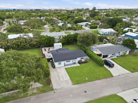 19145 SE Mayo Drive, Jupiter FL - photo 22 of 28