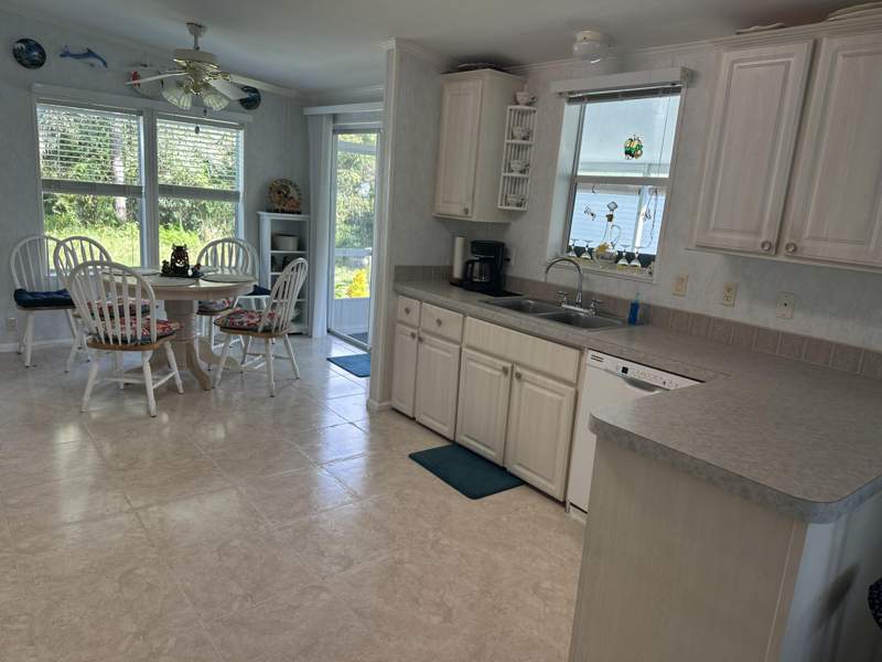 2 bedroom Single Family Residence at 340 Tropical Isles Circle #H-11, Tropical Isles, Fort Pierce — photo 4
