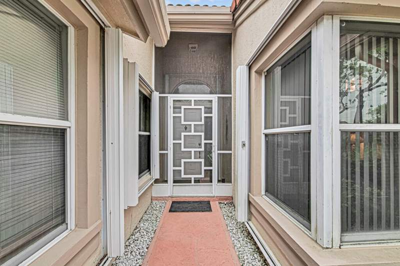 2 bedroom Villa at 7288 Summer Tree Drive, Palm Isles I, II And III Condos, Boynton Beach — photo 3