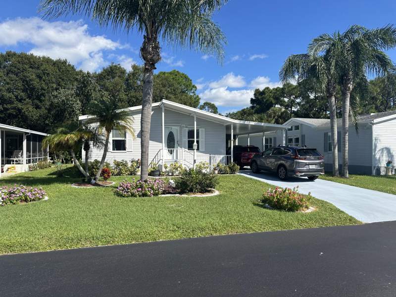 2 bedroom Single Family Residence at 340 Tropical Isles Circle #H-11, Tropical Isles, Fort Pierce — photo 2