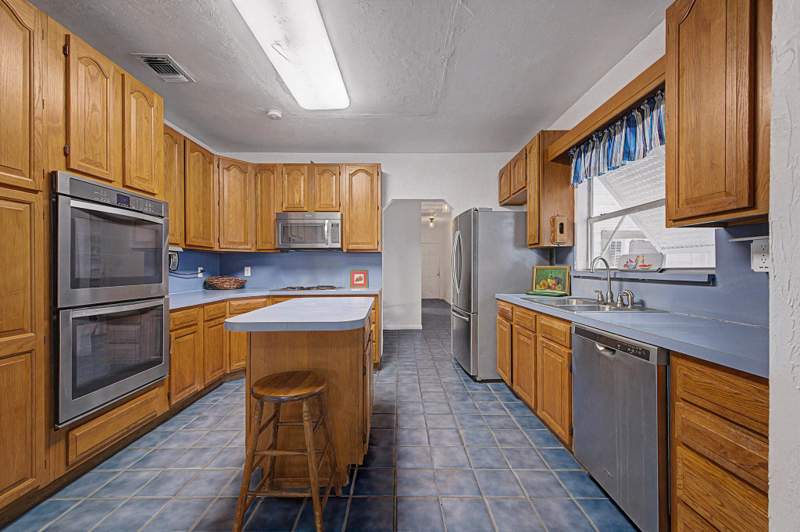 3 bedroom Single Family Residence at 37 E Corkscrew Boulevard, S/D Of 1-44-35, Clewiston — photo 3