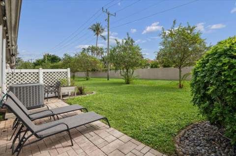9147 Vineland Court #E, Boca Raton FL - photo 16 of 18