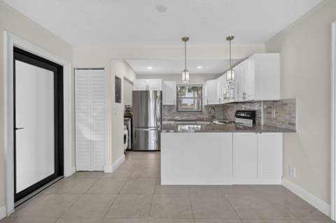 120 Lake Frances Drive, West Palm Beach FL - photo 6 of 52