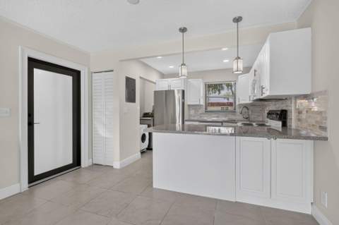 120 Lake Frances Drive, West Palm Beach FL - photo 7 of 52