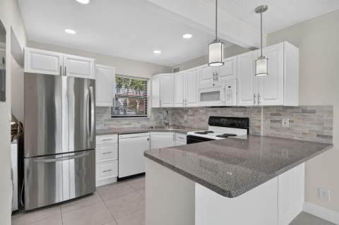 120 Lake Frances Drive, West Palm Beach FL - photo 8 of 52