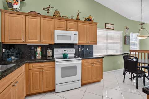 7390 Lake Meadow Way #202, Boynton Beach FL - photo 7 of 40