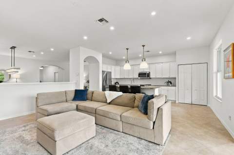 198 Umbrella Place, Jupiter FL - photo 16 of 37