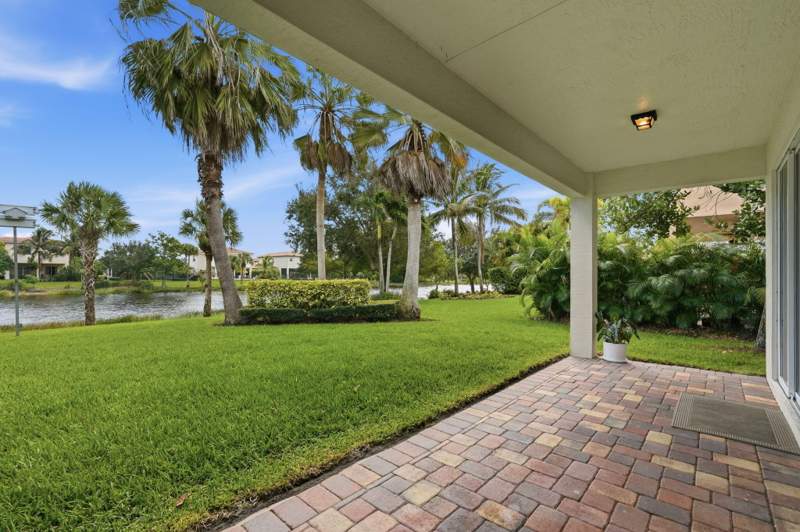 3 bedroom Single Family Residence at 198 Umbrella Place, Loxahatchee Reserve North, Jupiter — photo 3
