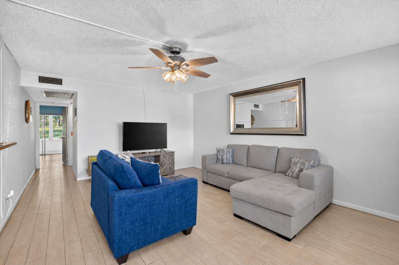 2 bedroom Condominium at 1055 Lyndhurst K, Lyndhurst K Condo, Deerfield Beach — photo 5