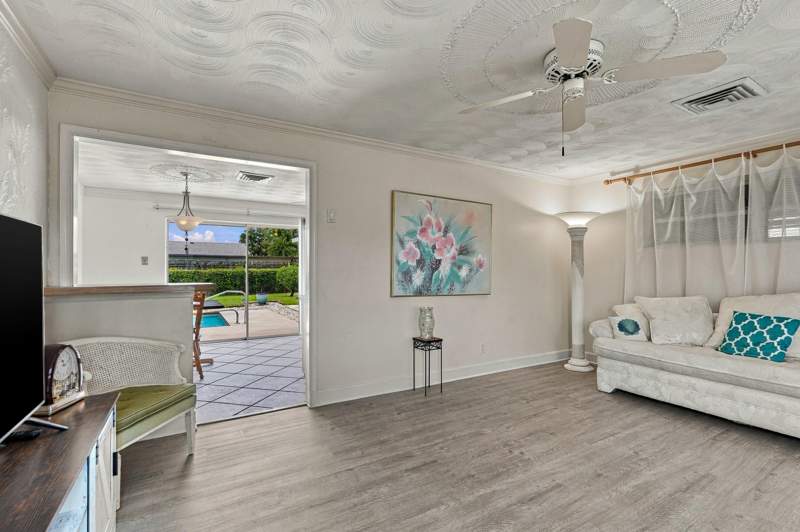 3 bedroom Single Family Residence at 4400 Crestdale Street, Palm Beach Square Unit 5, Palm Beach Gardens — photo 5