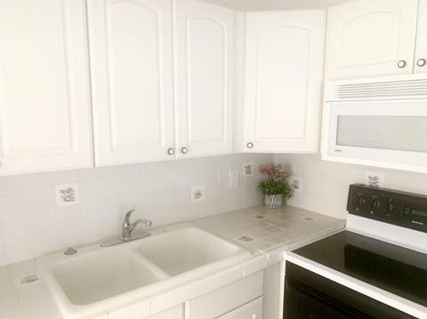 137 Coventry F, West Palm Beach FL - photo 13 of 49