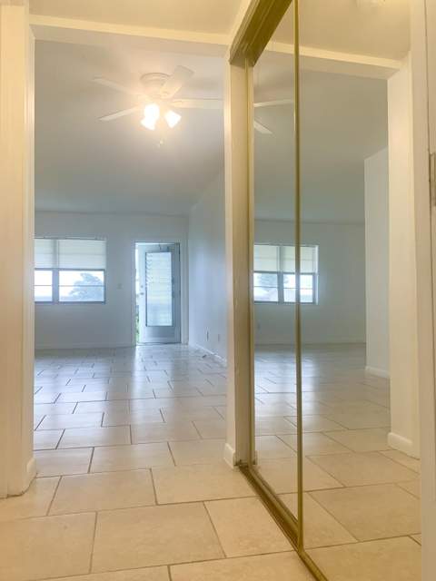 137 Coventry F, West Palm Beach FL - photo 19 of 49