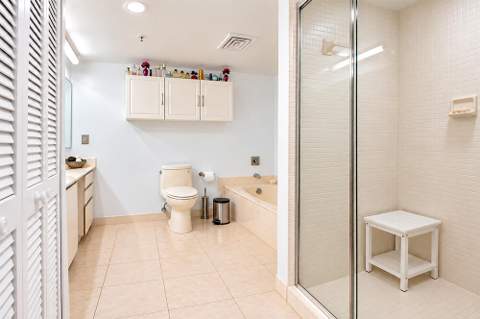 2480 Presidential Way #802, West Palm Beach FL - photo 22 of 56