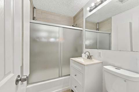 2848 NE 13th Avenue, Pompano Beach FL - photo 7 of 12
