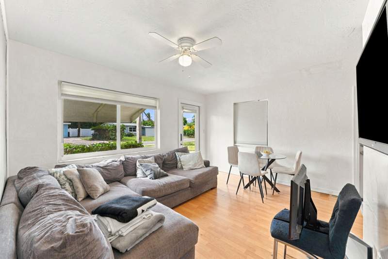 3 bedroom Single Family Residence at 2848 NE 13th Avenue, Collier Manor 2nd Add, Pompano Beach — photo 4