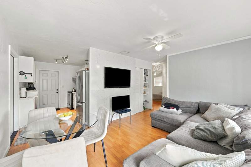 3 bedroom Single Family Residence at 2848 NE 13th Avenue, Collier Manor 2nd Add, Pompano Beach — photo 3