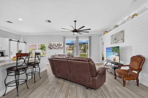 442 SW Tulip Boulevard, Port St. Lucie FL - photo 16 of 42