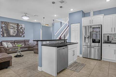 762 Gazetta Way, West Palm Beach FL - photo 9 of 47