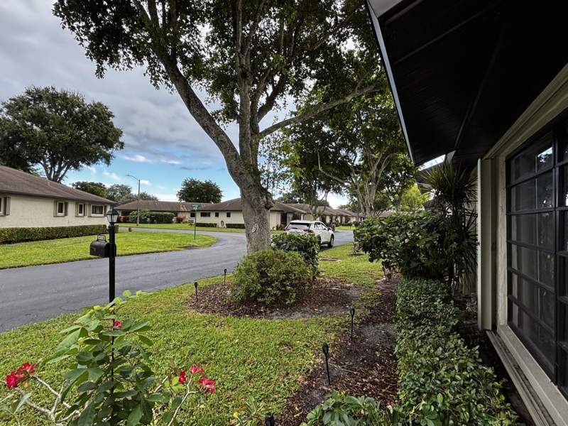 2 bedroom Villa at 4871 Hawkwood Road #A, Greentree Villas Condo, Boynton Beach — photo 2