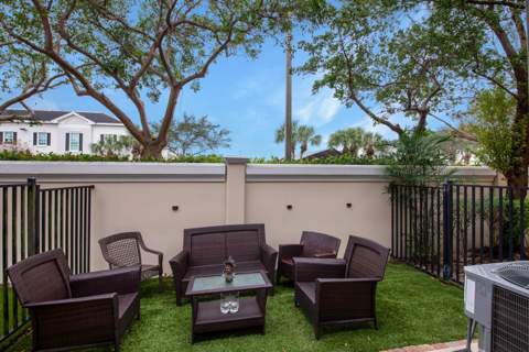 6960 E Long Pine Circle, Coconut Creek FL - photo 16 of 28