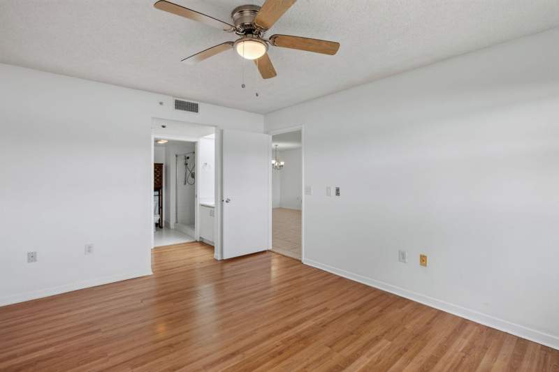2 bedroom Condominium at 571 SW 141st Avenue #109N, Plymouth At Century Village, Pembroke Pines — photo 4