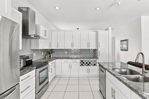 4365 NW 45th Terrace, Coconut Creek FL - photo 11 of 54
